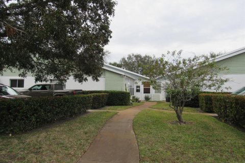 Condo in Stuart, Florida, 3 bedrooms  № 2082960 - photo 2