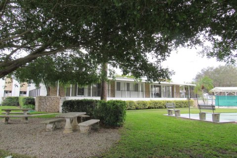 Condo in Stuart, Florida, 3 bedrooms  № 2082960 - photo 17