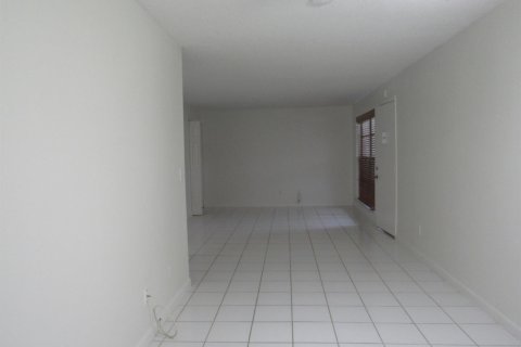 Condo in Stuart, Florida, 3 bedrooms  № 2082960 - photo 3