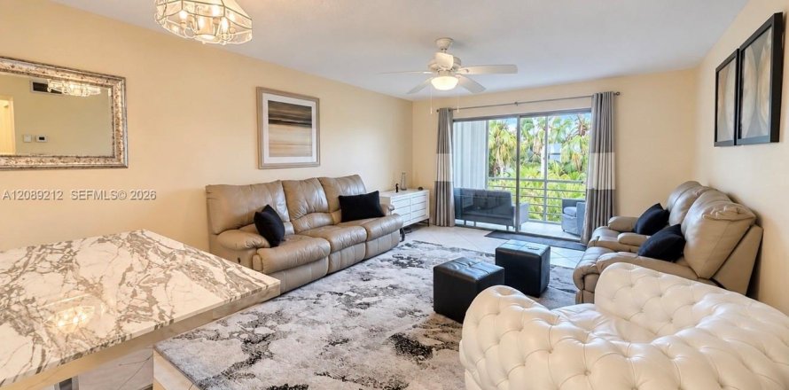 Condo à Hallandale Beach, Floride, 1 chambre  № 2365695
