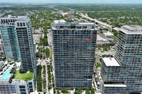 Condo in Miami, Florida, 2 bedrooms  № 2246889 - photo 19