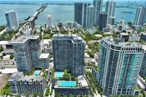 Condo in Miami, Florida, 2 bedrooms  № 2246889 - photo 20