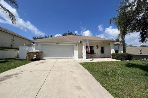 Villa ou maison à louer à Clermont, Floride: 3 chambres, 145.3 m2 № 1688118 - photo 1