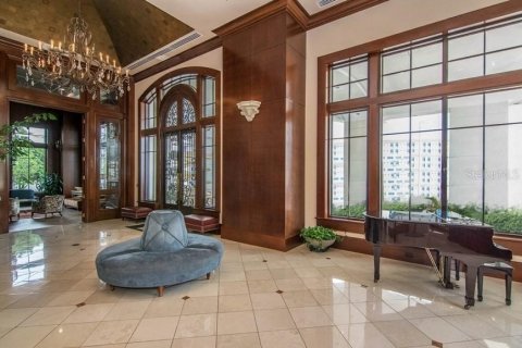 Condo in Tampa, Florida, 1 bedroom  № 2393772 - photo 20