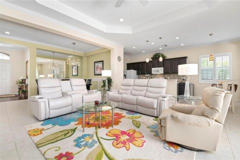 Villa ou maison à louer à Bradenton, Floride: 3 chambres, 204.38 m2 № 2381308 - photo 9