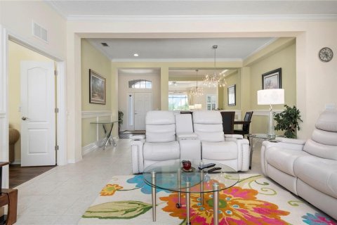 Villa ou maison à louer à Bradenton, Floride: 3 chambres, 204.38 m2 № 2381308 - photo 10