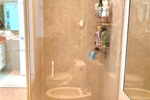 Condominio en venta en Miami Beach, Florida, 2 dormitorios, 135.17 m2 № 1979968 - foto 27