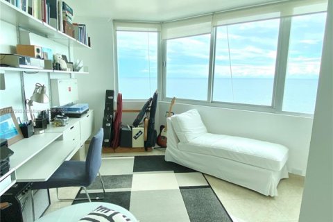 Condominio en venta en Miami Beach, Florida, 2 dormitorios, 135.17 m2 № 1979968 - foto 6
