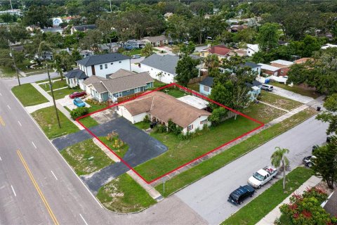 Casa en venta en Saint Petersburg, Florida, 2 dormitorios, 131.27 m2 № 1900934 - foto 5