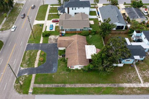 Casa en venta en Saint Petersburg, Florida, 2 dormitorios, 131.27 m2 № 1900934 - foto 6