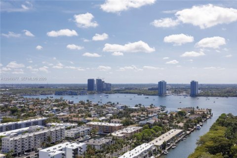 Condo in Aventura, Florida, 3 bedrooms  № 2189993 - photo 28