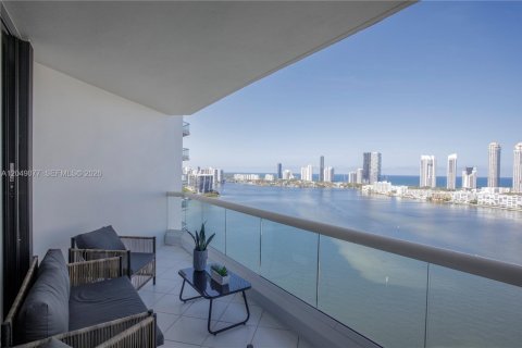 Condo in Aventura, Florida, 3 bedrooms  № 2189993 - photo 21