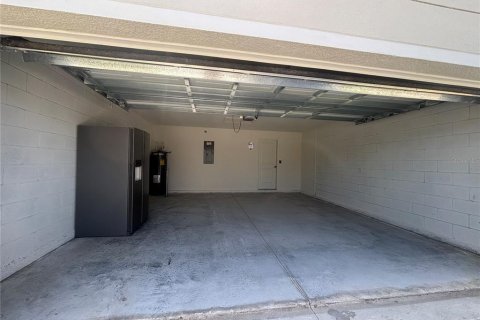 House in Haines City, Florida 3 bedrooms, 146.97 sq.m. № 1659189 - photo 22
