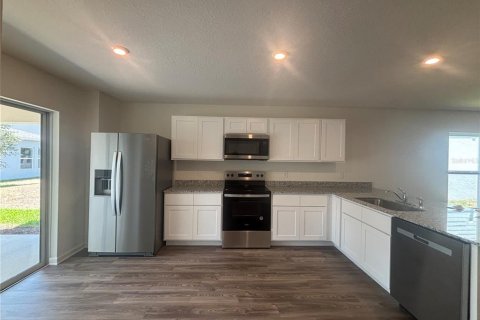 House in Haines City, Florida 3 bedrooms, 146.97 sq.m. № 1659189 - photo 6