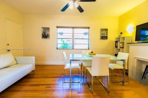 Condominio en alquiler en Miami Beach, Florida, 1 dormitorio, 41.81 m2 № 1937969 - foto 5