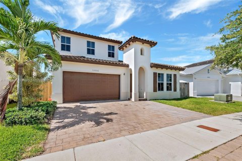Villa ou maison à louer à Miami, Floride: 5 chambres, 206.15 m2 № 1941618 - photo 29