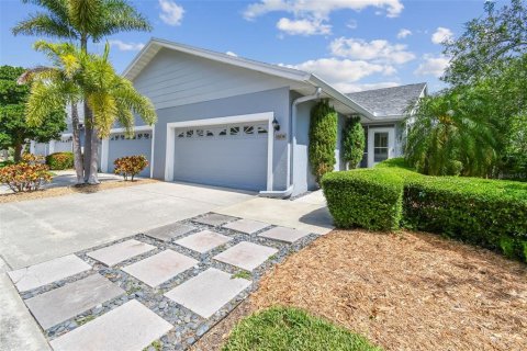 Touwnhouse à vendre à Clearwater, Floride: 2 chambres, 174.19 m2 № 1914647 - photo 1