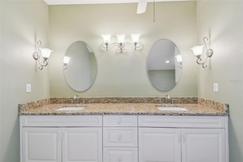 Touwnhouse à vendre à Clearwater, Floride: 2 chambres, 174.19 m2 № 1914647 - photo 15