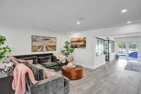 Casa en venta en Lighthouse Point, Florida, 6 dormitorios, 408.86 m2 № 2191889 - foto 4