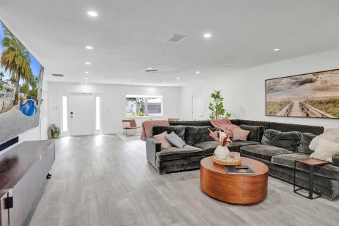 Casa en venta en Lighthouse Point, Florida, 6 dormitorios, 408.86 m2 № 2191889 - foto 5