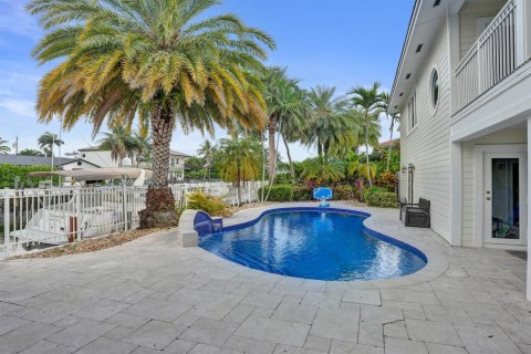 Casa en venta en Lighthouse Point, Florida, 6 dormitorios, 408.86 m2 № 2191889 - foto 26