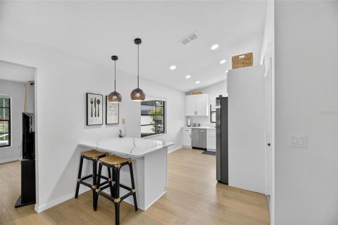 House in Spring Hill, Florida 2 bedrooms, 115.01 sq.m. № 1908025 - photo 12