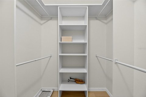 House in Spring Hill, Florida 2 bedrooms, 115.01 sq.m. № 1908025 - photo 23