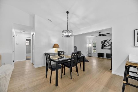 House in Spring Hill, Florida 2 bedrooms, 115.01 sq.m. № 1908025 - photo 14