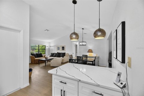 House in Spring Hill, Florida 2 bedrooms, 115.01 sq.m. № 1908025 - photo 11