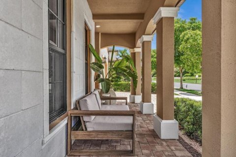 House in Parkland, Florida 5 bedrooms, 284.93 sq.m. № 2191236 - photo 3