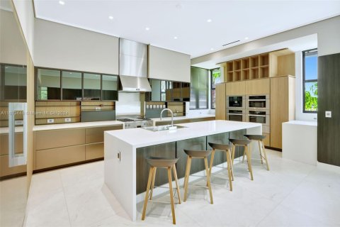 Villa ou maison à vendre à Miami Shores, Floride: 6 chambres, 629.69 m2 № 1861048 - photo 24