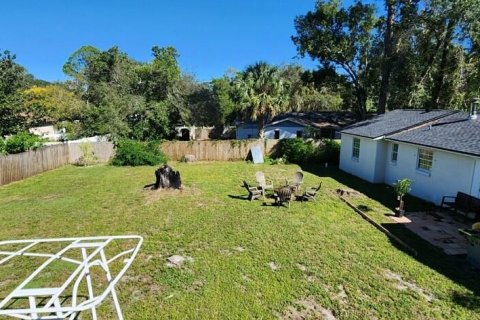 House in DeBary, Florida 2 bedrooms, 89.74 sq.m. № 2166228 - photo 9