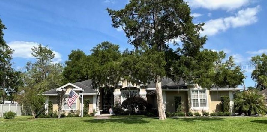Casa en Ocala, Florida 4 dormitorios, 263.47 m2 № 1654998