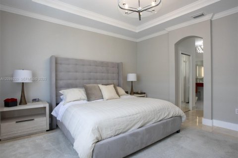 Townhouse in Doral, Florida 5 bedrooms, 241.64 sq.m. № 2391745 - photo 30