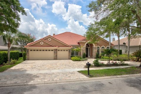 Villa ou maison à vendre à Lake Mary, Floride: 5 chambres, 363.9 m2 № 1805871 - photo 1