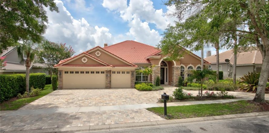 Casa en Lake Mary, Florida 5 dormitorios, 363.9 m2 № 1805871