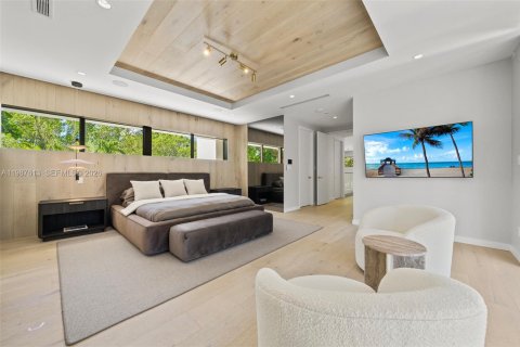 Купить виллу или дом в Майами, Флорида 5 спален, 390.93м2, № 2048966 - фото 19