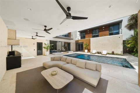 Купить виллу или дом в Майами, Флорида 5 спален, 390.93м2, № 2048966 - фото 6