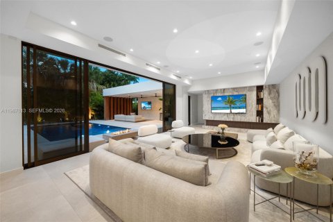 Купить виллу или дом в Майами, Флорида 5 спален, 390.93м2, № 2048966 - фото 29