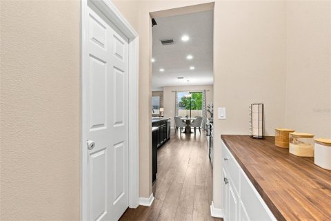 Villa ou maison à vendre à Spring Hill, Floride: 5 chambres, 328.04 m2 № 2347730 - photo 6