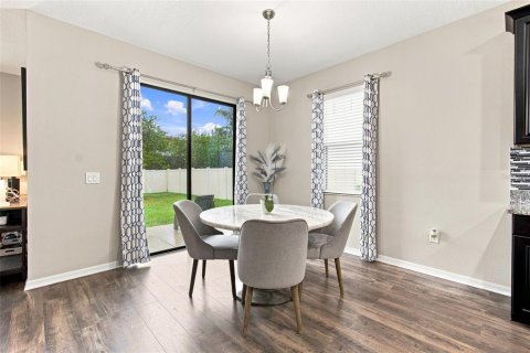 Villa ou maison à vendre à Spring Hill, Floride: 5 chambres, 328.04 m2 № 2347730 - photo 9
