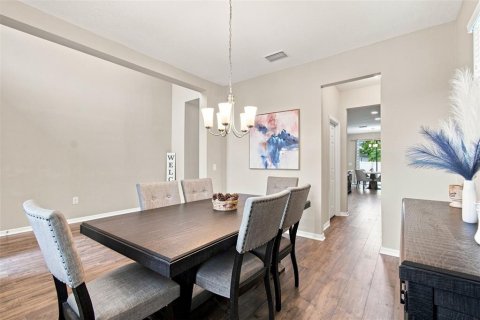 Villa ou maison à vendre à Spring Hill, Floride: 5 chambres, 328.04 m2 № 2347730 - photo 5