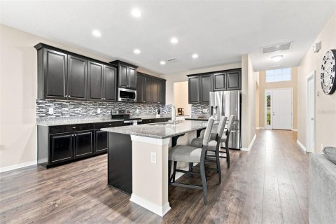 Villa ou maison à vendre à Spring Hill, Floride: 5 chambres, 328.04 m2 № 2347730 - photo 8