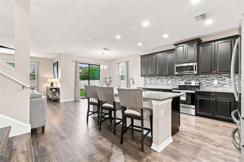Villa ou maison à vendre à Spring Hill, Floride: 5 chambres, 328.04 m2 № 2347730 - photo 2