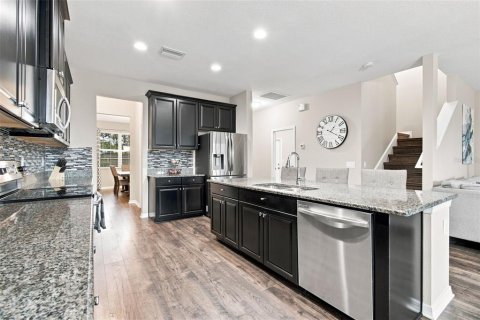 Villa ou maison à vendre à Spring Hill, Floride: 5 chambres, 328.04 m2 № 2347730 - photo 7