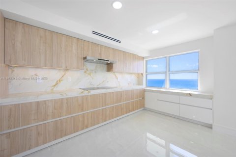 Copropriété à vendre à Fort Lauderdale, Floride: 3 chambres, 175.68 m2 № 1958220 - photo 4