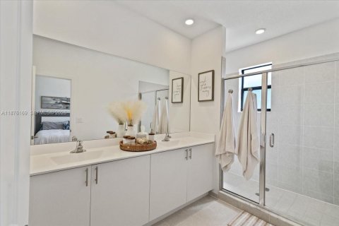 Купить таунхаус в Хомстед, Флорида 4 спальни, 169.08м2, № 2060222 - фото 25