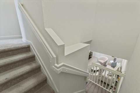 Купить таунхаус в Хомстед, Флорида 4 спальни, 169.08м2, № 2060222 - фото 20