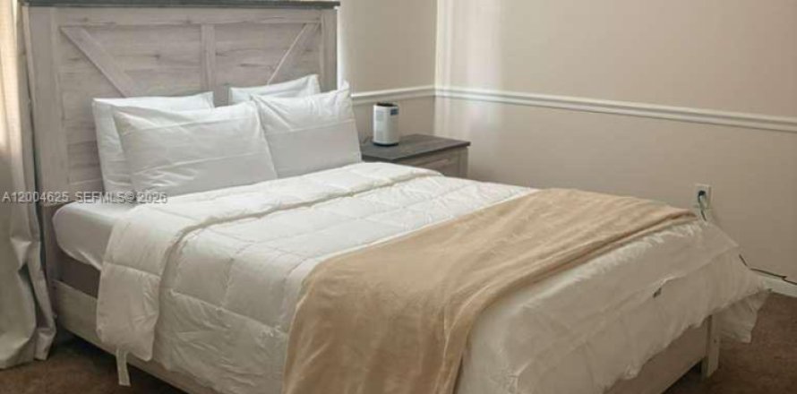 Condo in Clearwater, Florida, 2 bedrooms  № 2069534