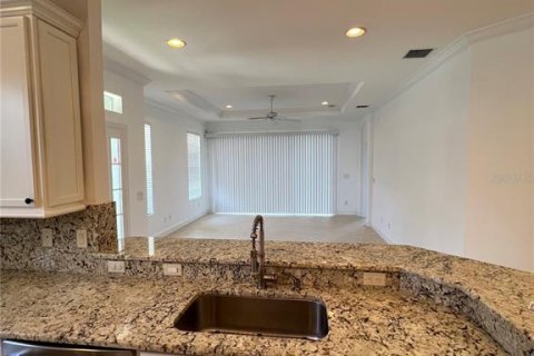 House in Bradenton, Florida 2 bedrooms, 144.74 sq.m. № 1884710 - photo 10